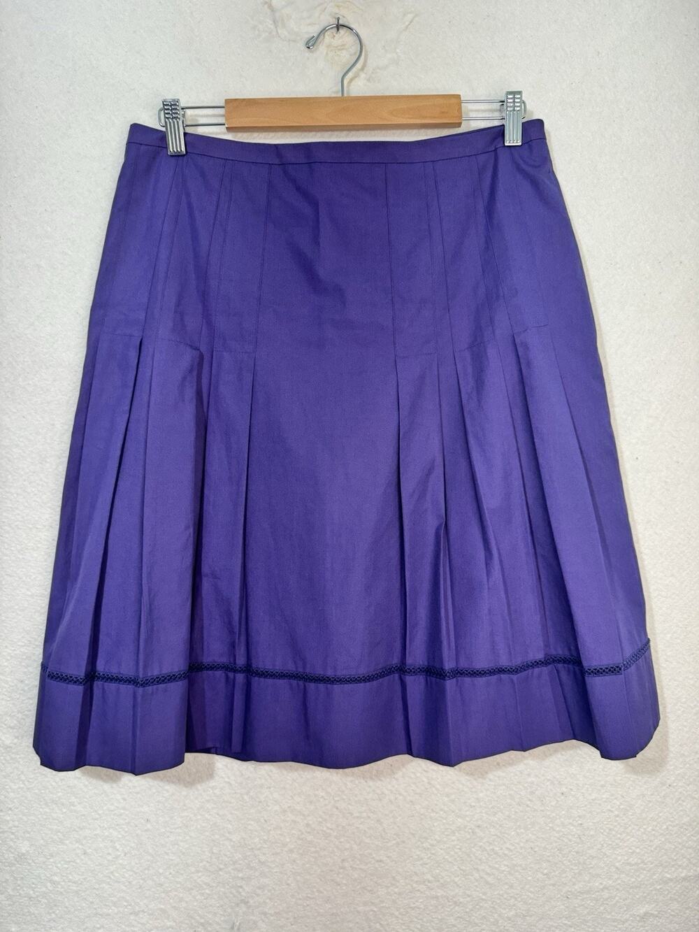 AKRIS Designer Drop Pleat A-Line Skirt Royal Purple Luxury Cotton Eyelet Size 10